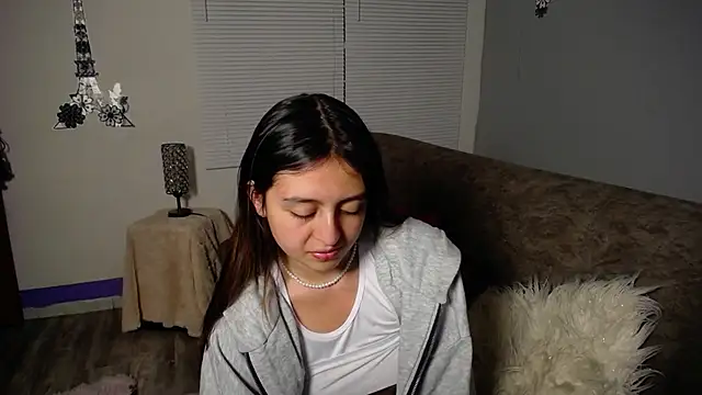 Lala fluffy online show from May 2026 07:54:02 PM