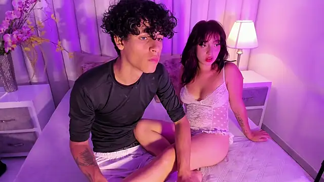 MiaAndFelim online show from April 2026 01:55:02 PM