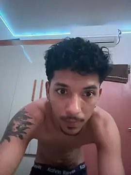 Bruninhoxx26 online show from April 2026 03:51:01 AM