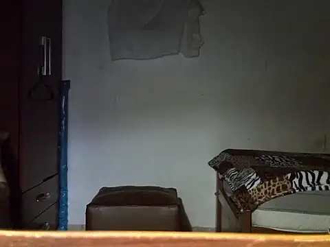 Snapshot of latinoarrg30 chatting on April 2026 03:51:01 AM latinoarrg30 online show from April 2026 03:51:01 AM