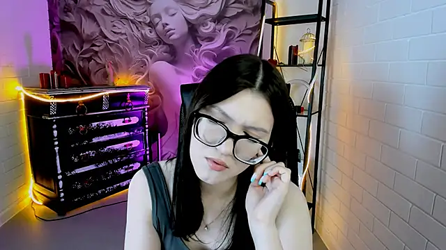 JennyGibson online show from May 2026 05:05:02 AM