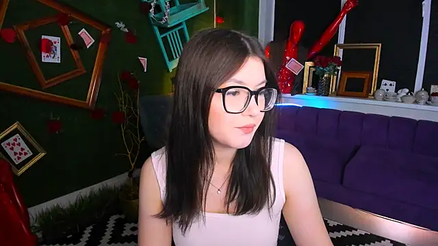 Snapshot of JennyGibson chatting on June 2026 05:08:01 AM JennyGibson online show from June 2026 05:08:01 AM