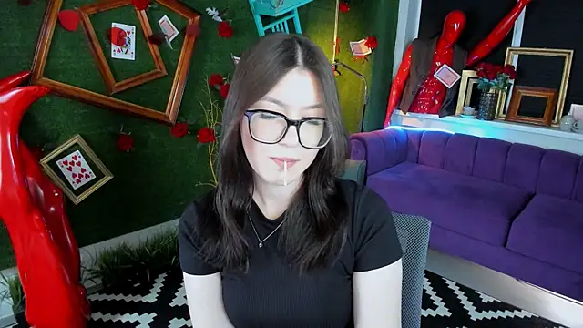 Snapshot of JennyGibson chatting on July 2026 01:04:02 PM JennyGibson online show from July 2026 01:04:02 PM