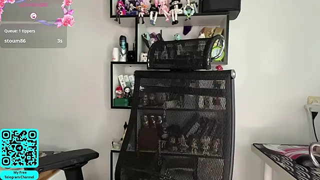 MadalynNosel online show from June 2026 07:11:01 AM