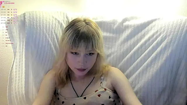 MiaKimiko online show from June 2026 01:25:01 AM