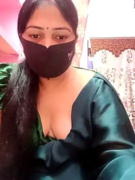 Snapshot of Pinki-girl chatting on April 2026 05:10:01 AM Pinki-girl online show from April 2026 05:10:01 AM