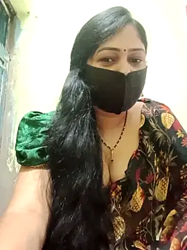 Snapshot of Pinki-girl chatting on May 2026 05:24:01 AM Pinki-girl online show from May 2026 05:24:01 AM