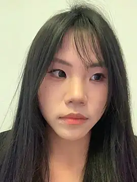 Snapshot of Lina_577 chatting on April 2026 08:15:01 AM Lina 577 online show from April 2026 08:15:01 AM