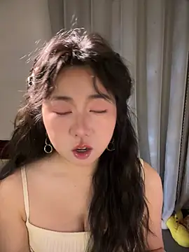 ooooBaby129 online show from April 2026 01:06:01 PM
