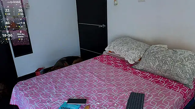 SalomarRivas online show from May 2026 01:18:02 PM