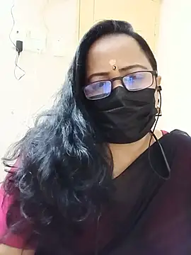 Snapshot of monisha_cam chatting on July 2026 05:29:02 PM monisha cam online show from July 2026 05:29:02 PM