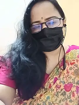 Snapshot of monisha_cam chatting on July 2026 06:33:02 AM monisha cam online show from July 2026 06:33:02 AM