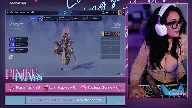 Snapshot of PixieePlays chatting on April 2026 04:01:01 AM PixieePlays online show from April 2026 04:01:01 AM