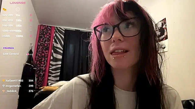 WifeAileen online show from May 2026 07:14:01 AM