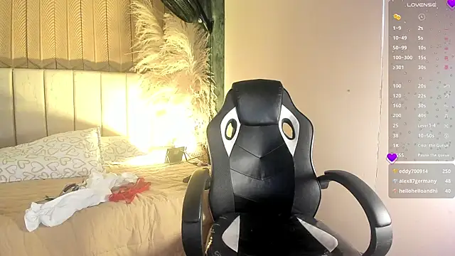 LexiAdamss online show from June 2026 12:55:02 PM