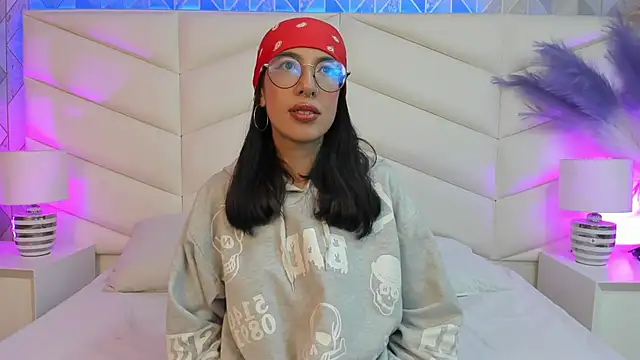 selene meyer online show from April 2026 03:15:01 AM