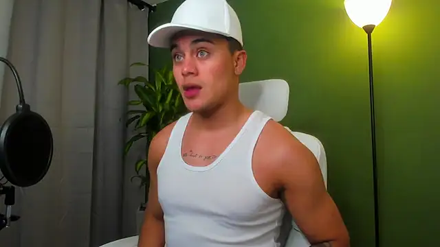 Snapshot of danny_smith24 chatting on April 2026 02:28:01 AM danny smith24 online show from April 2026 02:28:01 AM