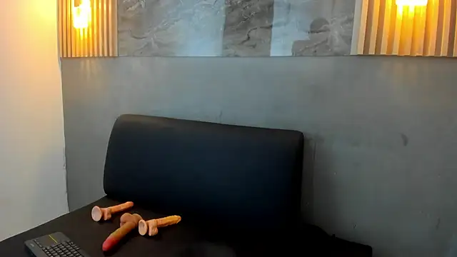 Snapshot of KENNY_HANK chatting on June 2026 10:14:02 PM KENNY HANK online show from June 2026 10:14:02 PM