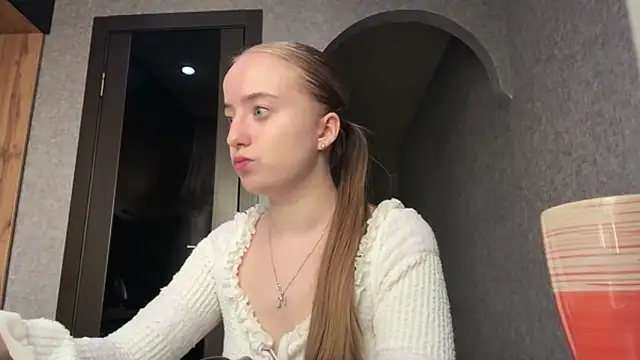 SabinaHaggen online show from April 2026 02:21:01 PM