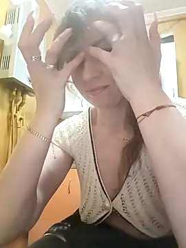 TaynaSecret online show from May 2026 08:28:02 PM