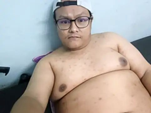 FatStriper online show from April 2026 01:47:01 AM