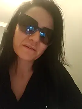 Snapshot of sara_41 chatting on April 2026 06:31:02 PM sara 41 online show from April 2026 06:31:02 PM