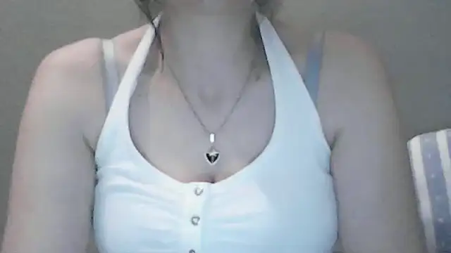 Snapshot of sara_41 chatting on April 2026 06:16:01 PM sara 41 online show from April 2026 06:16:01 PM