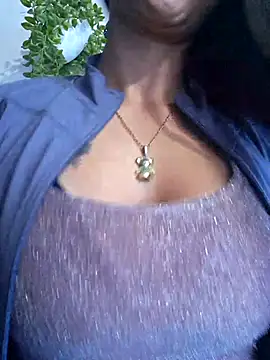 Snapshot of VALERY-94 chatting on April 2026 12:07:02 PM VALERY-94 online show from April 2026 12:07:02 PM
