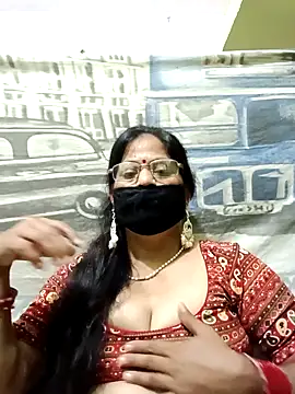 Snapshot of SEEMA_012 chatting on April 2026 05:29:01 AM SEEMA 012 online show from April 2026 05:29:01 AM