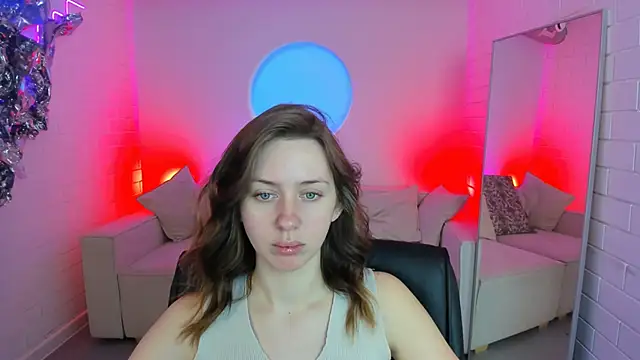 Snapshot of MeganClapp chatting on May 2026 05:13:02 AM MeganClapp online show from May 2026 05:13:02 AM