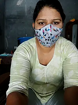 Riyashrma001 online show from May 2026 11:54:02 PM