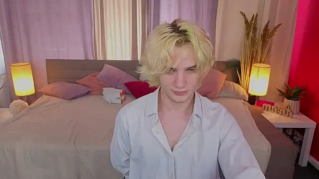 JameMilann online show from April 2026 12:29:02 PM