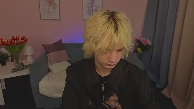 JameMilann online show from May 2026 06:10:02 AM