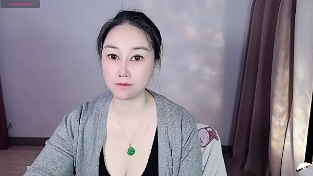 Snapshot of Eva-000 chatting on April 2026 10:38:01 PM Eva-000 online show from April 2026 10:38:01 PM