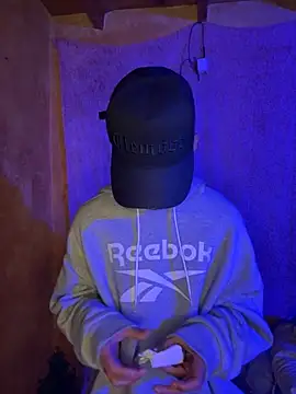 Cuteathleticboys online show from April 2026 07:00:01 AM