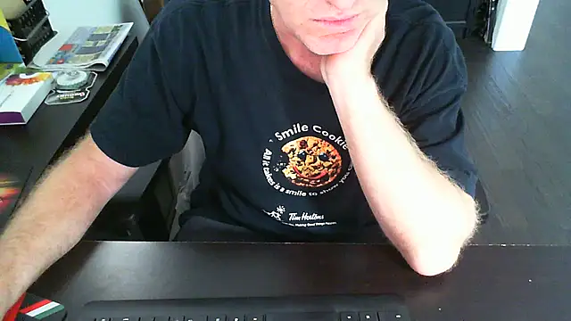 Shalun2000 online show from June 2026 04:32:01 PM