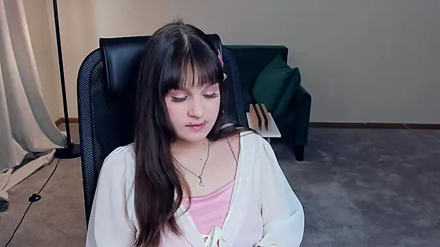 TeressaVeiga online show from April 2026 08:25:01 AM