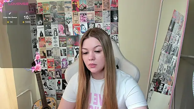 AmeliePeach online show from May 2026 01:54:02 AM