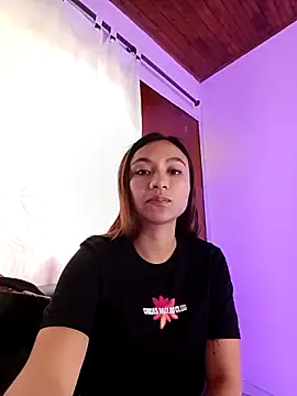 Leticia Hinkley  online show from May 2026 12:54:02 PM