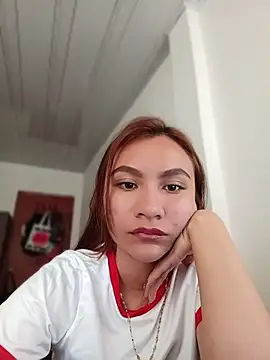 Snapshot of Leticia_Hinkley_ chatting on June 2026 04:44:01 PM Leticia Hinkley online show from June 2026 04:44:01 PM