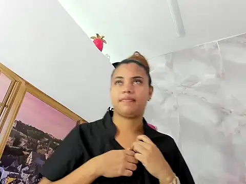 EllyBloom online show from May 2026 01:41:01 PM