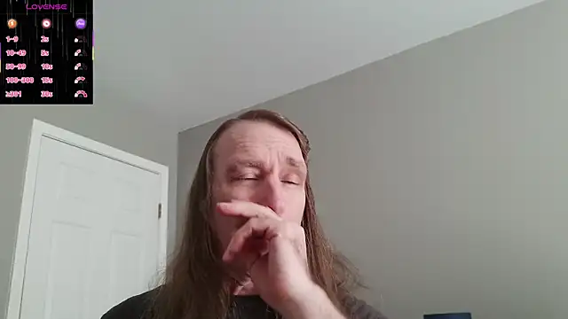 Snapshot of Magnus_Luv chatting on June 2026 12:44:02 PM Magnus Luv online show from June 2026 12:44:02 PM