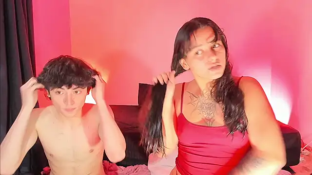 LadyAndKatNoa online show from May 2026 02:12:01 PM
