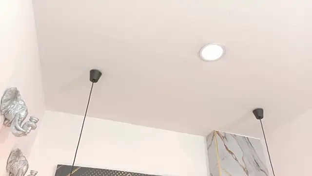 GoldenDesireX  online show from May 2026 06:58:01 PM