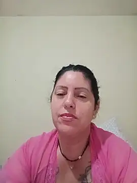 Snapshot of suziferreti chatting on May 2026 03:41:01 PM suziferreti online show from May 2026 03:41:01 PM
