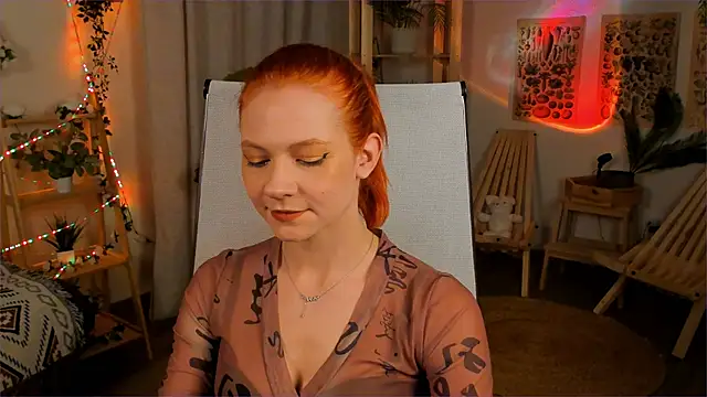 Snapshot of LisaAris chatting on April 2026 06:21:02 PM LisaAris online show from April 2026 06:21:02 PM