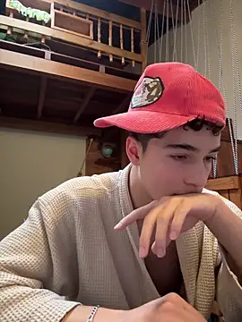 Stclkha online show from April 2026 10:29:01 PM