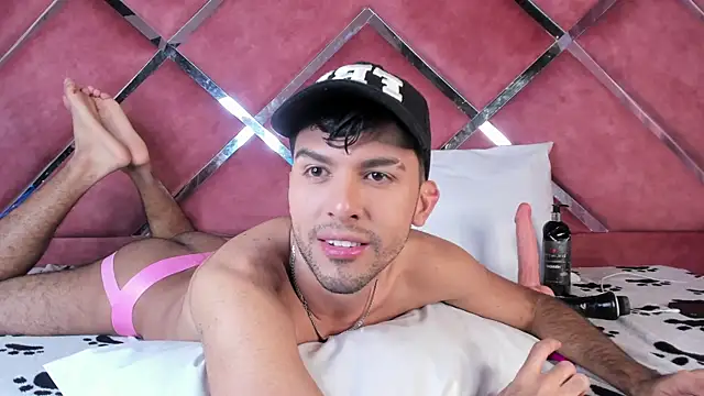 RodrigoColby2 online show from May 2026 04:07:02 AM