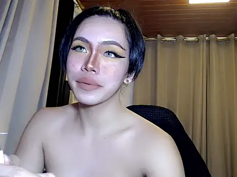 Womanoflove1 online show from May 2026 11:26:02 AM