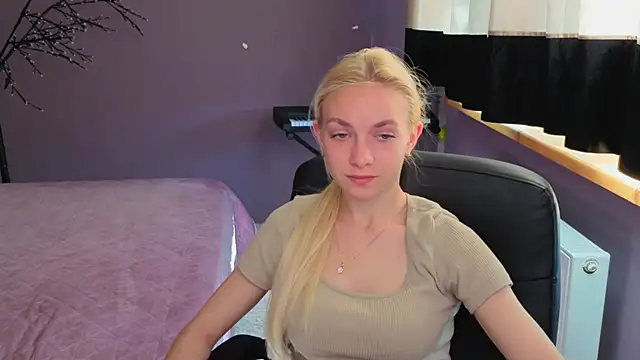 SonnySofia online show from May 2026 05:36:02 AM